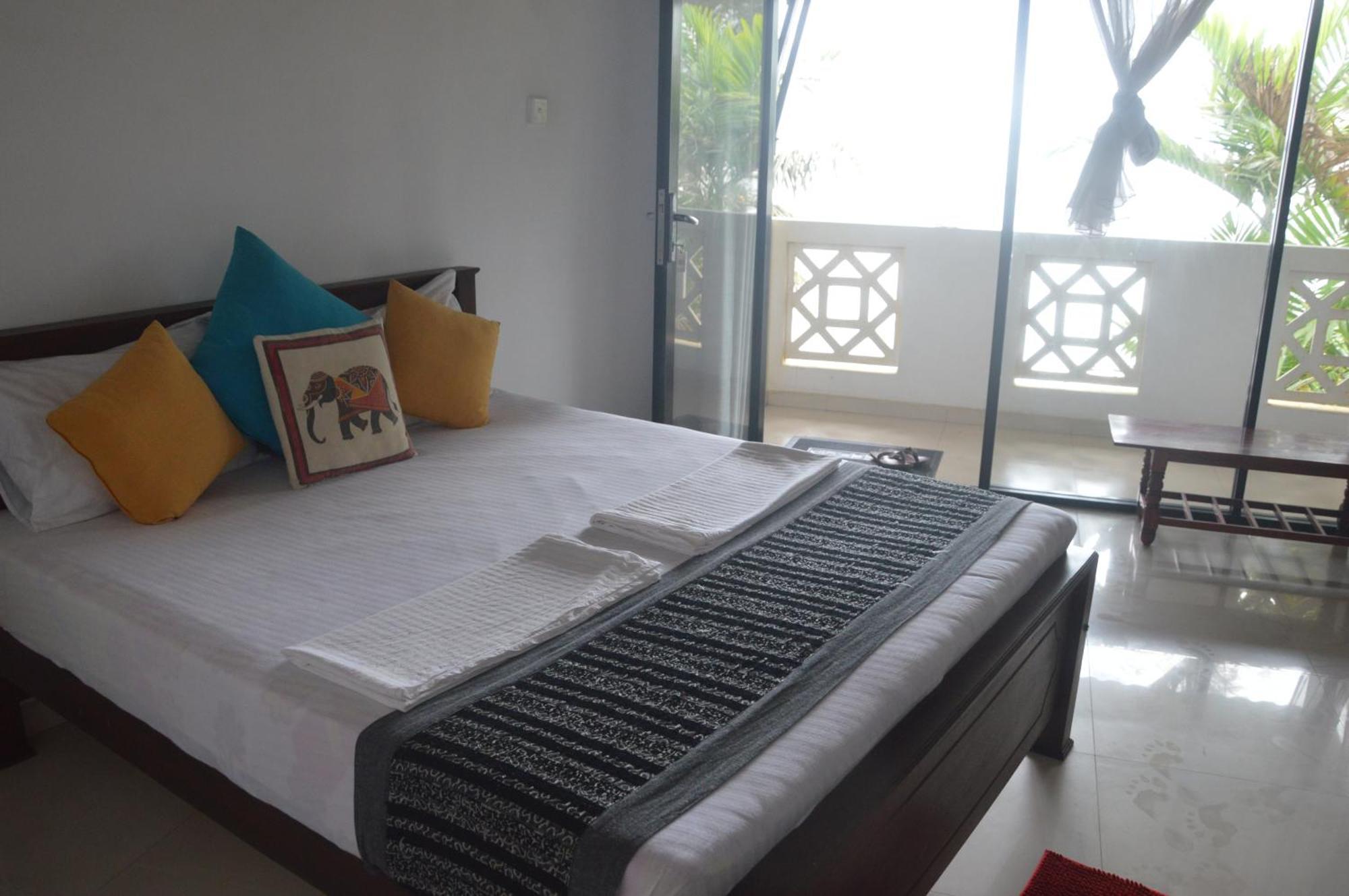 Weligama Bay View Hotel Bagian luar foto