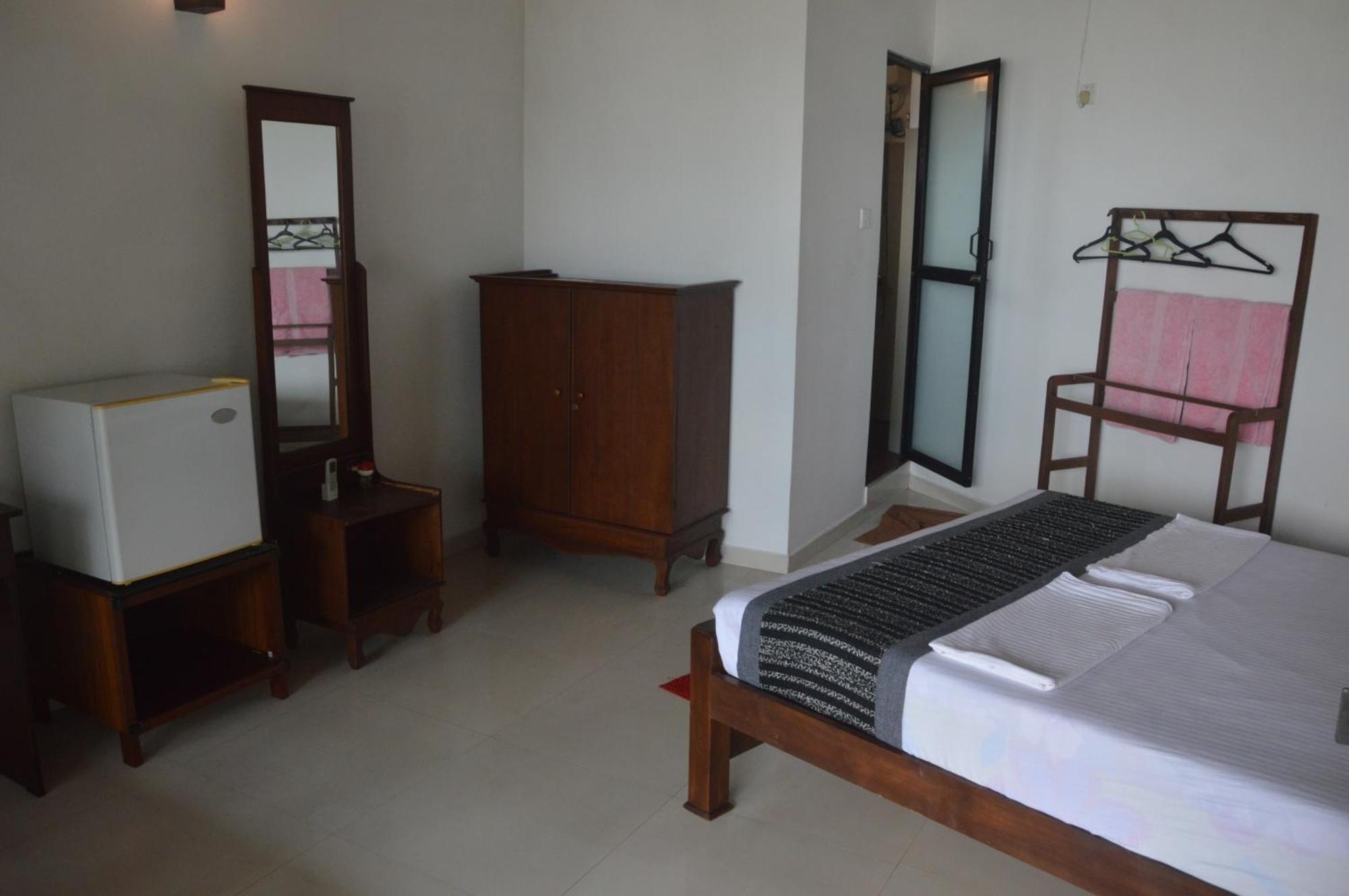 Weligama Bay View Hotel Bagian luar foto