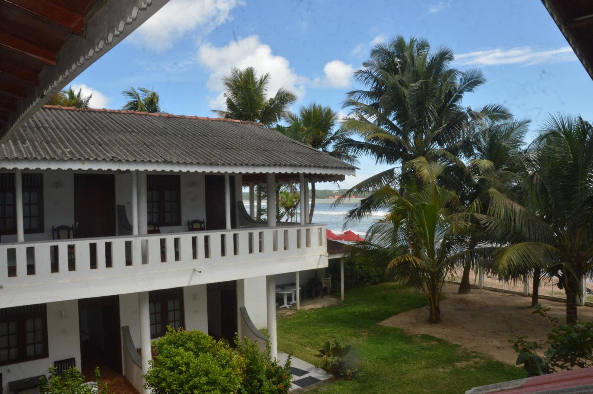 Weligama Bay View Hotel Bagian luar foto