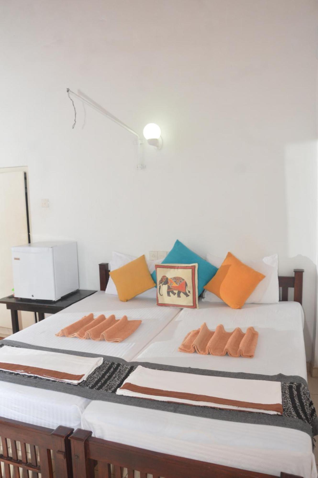 Weligama Bay View Hotel Bagian luar foto