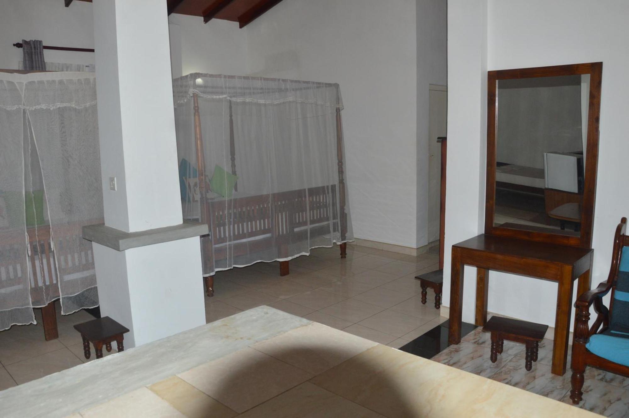 Weligama Bay View Hotel Bagian luar foto